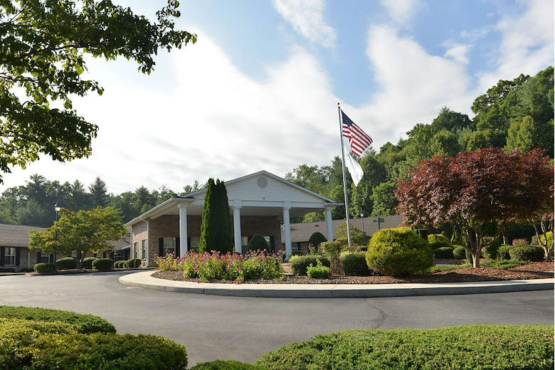 Image of Laurels Of Hendersonville (1)