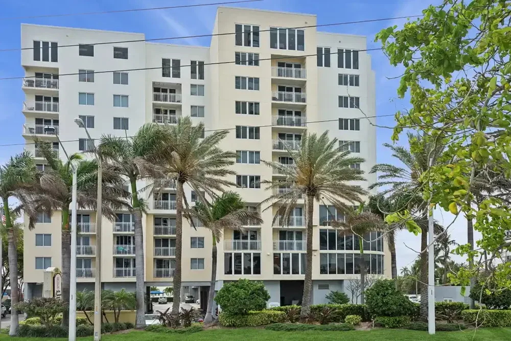 Image of The Pointe at Pompano Beach Senior Living (1)
