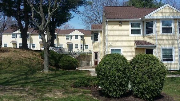 Image of Woodview Apartments (1)