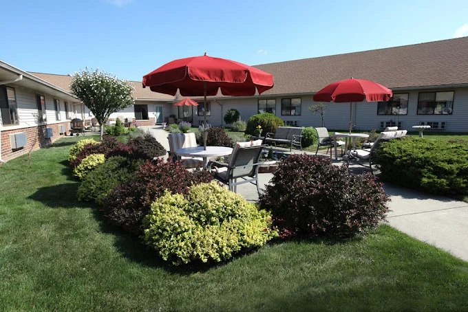 Image of Laurels Of Defiance (9)