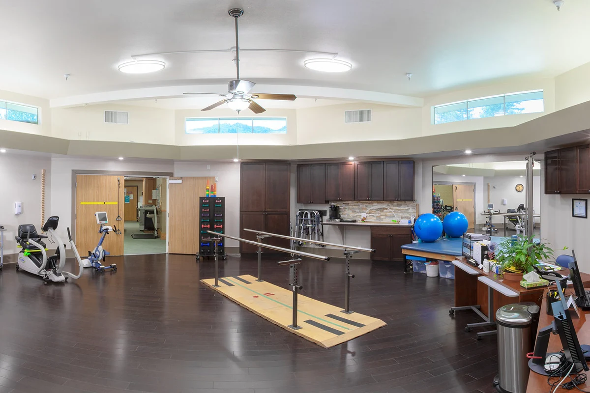 Image of Redwood Cove Healthcare Center (6)