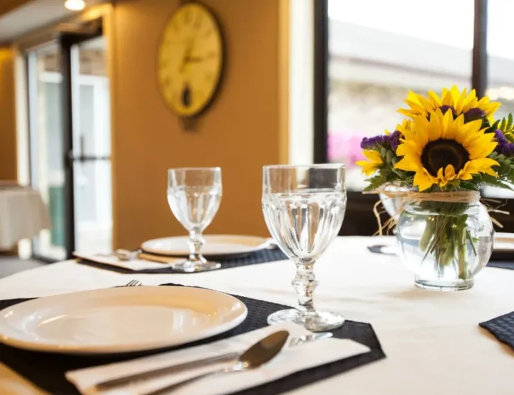 Image of White Oaks (2)