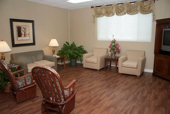 Image of Nhc Healthcare, Lawrenceburg (9)
