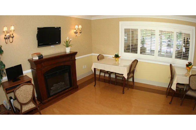 Image of Cottonwood Healthcare Center (5)
