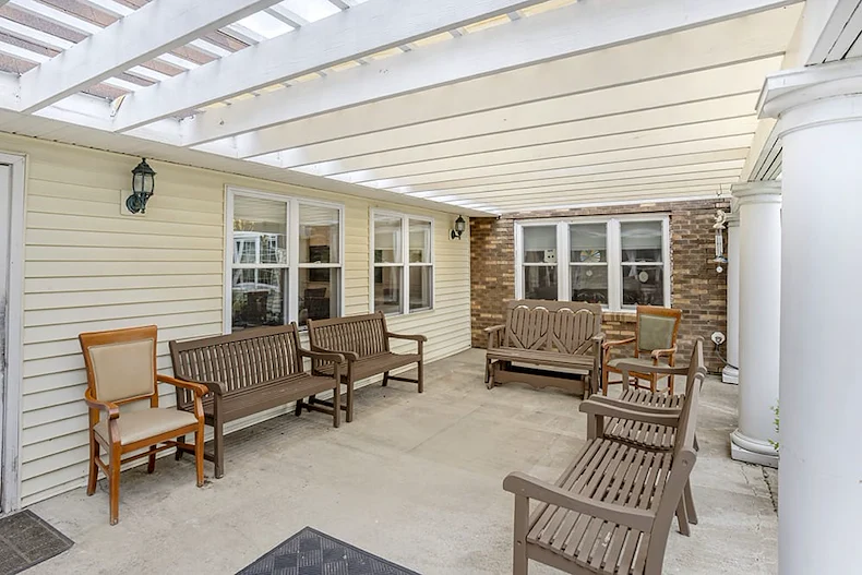 Image of Brookdale Castle Gardens (8)