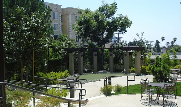 Image of Mac Arthur Park Tower (2)