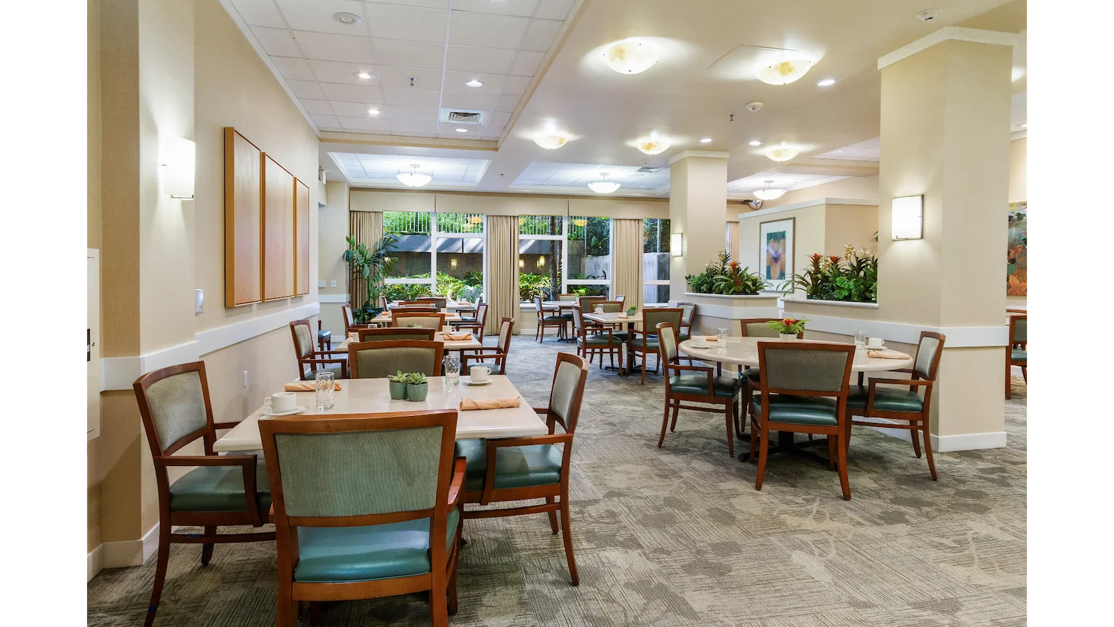 Image of The Plaza at Moanalua (8)