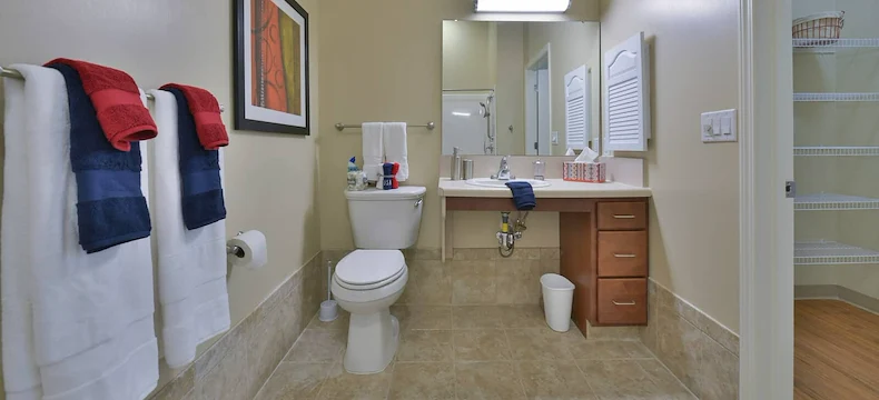 Image of Commons at Garden Lake (10)