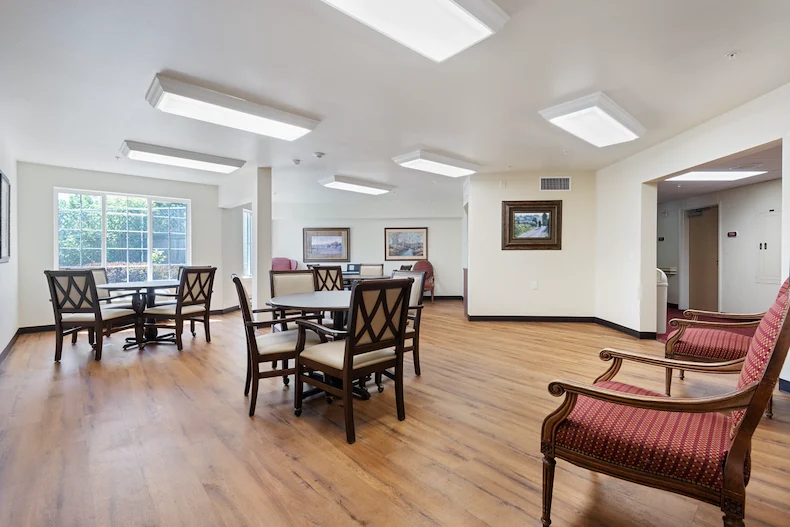 Image of Winterberry Heights Senior Living (2)