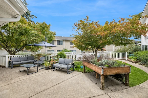 Image of Edgewood Point Senior Living (10)