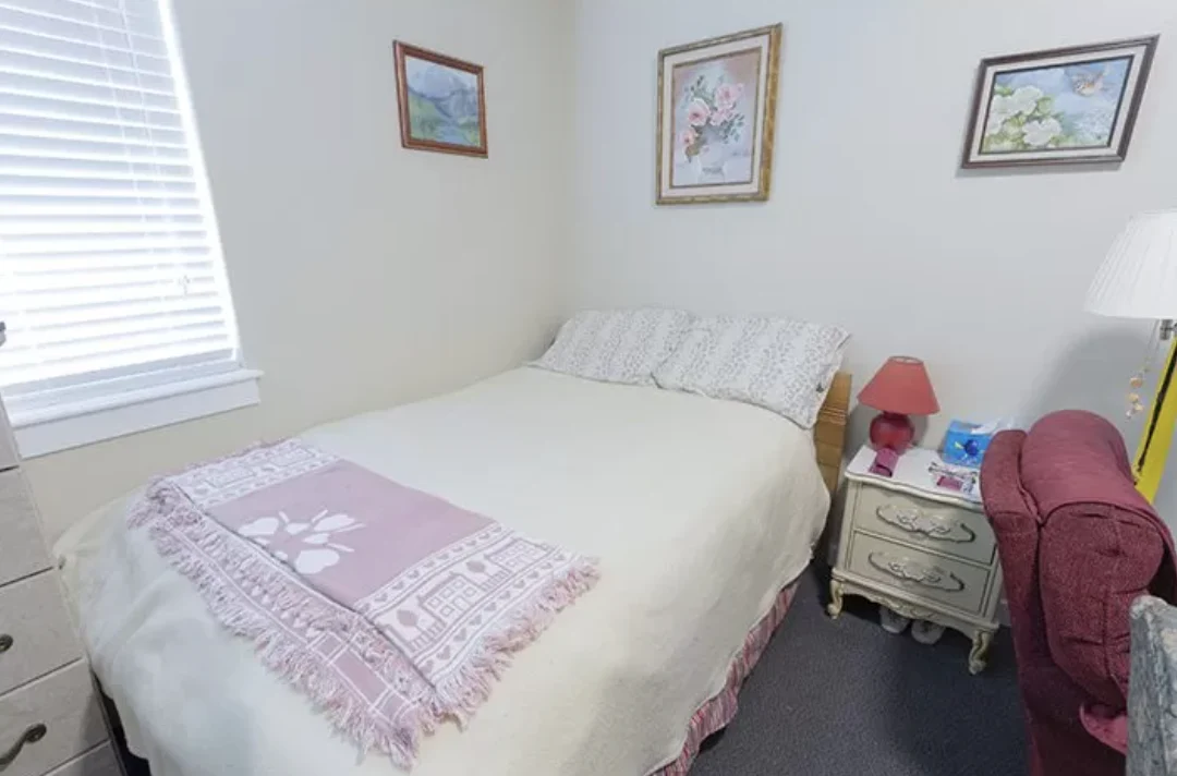 Image of Ashley Manor - Parkview 2 (5)