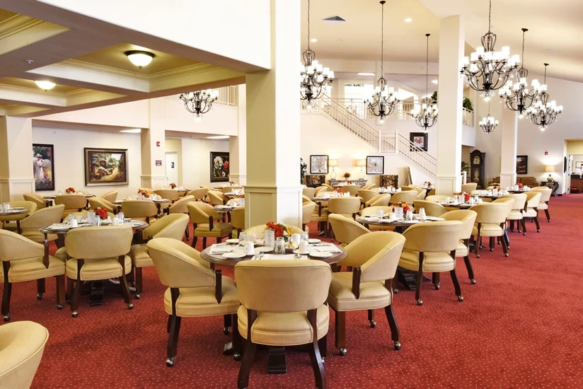 El Dorado Estates Gracious Retirement Living Hawthorn Senior Independent Living in El Dorado Hills, California dining room