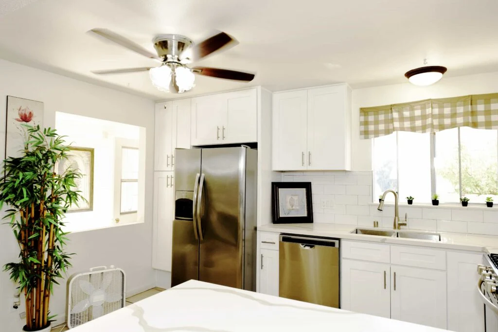 Image of Blue Skies of Mira Mesa Ave, Oceanside (7)