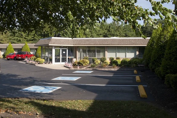 Image of Nhc Healthcare, Springfield (1)