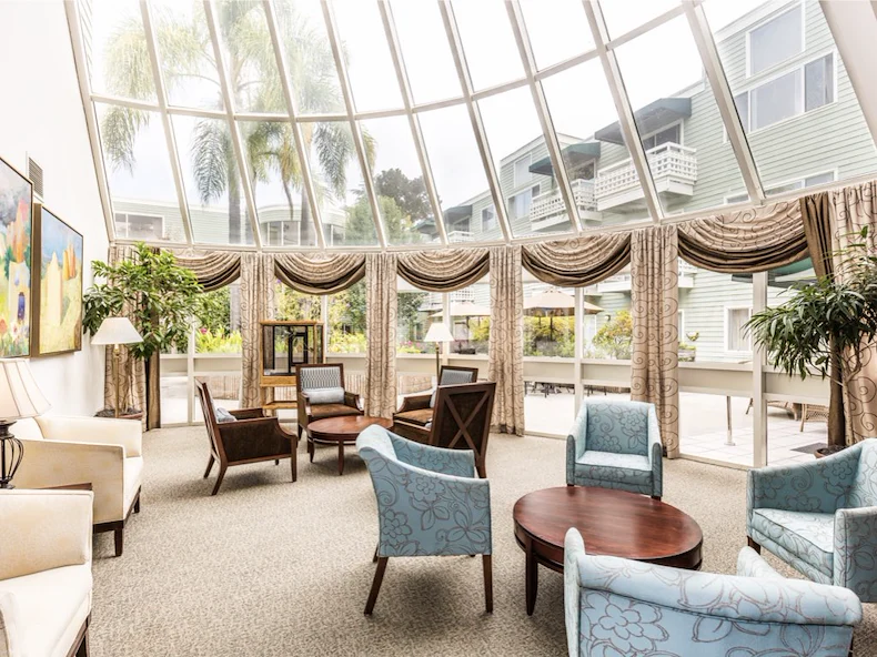 Image of Palo Alto Commons & The Avant (5)