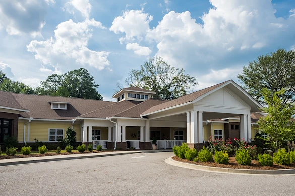 Image of White Oak Manor - Rock Hill (1)