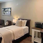 Image of Alden Pointe (3)