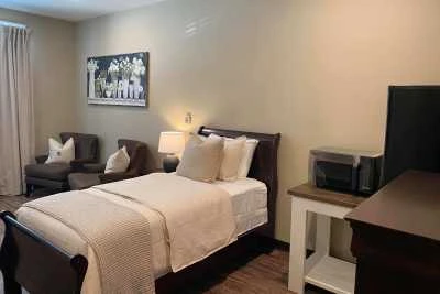 Image of Alden Pointe (3)