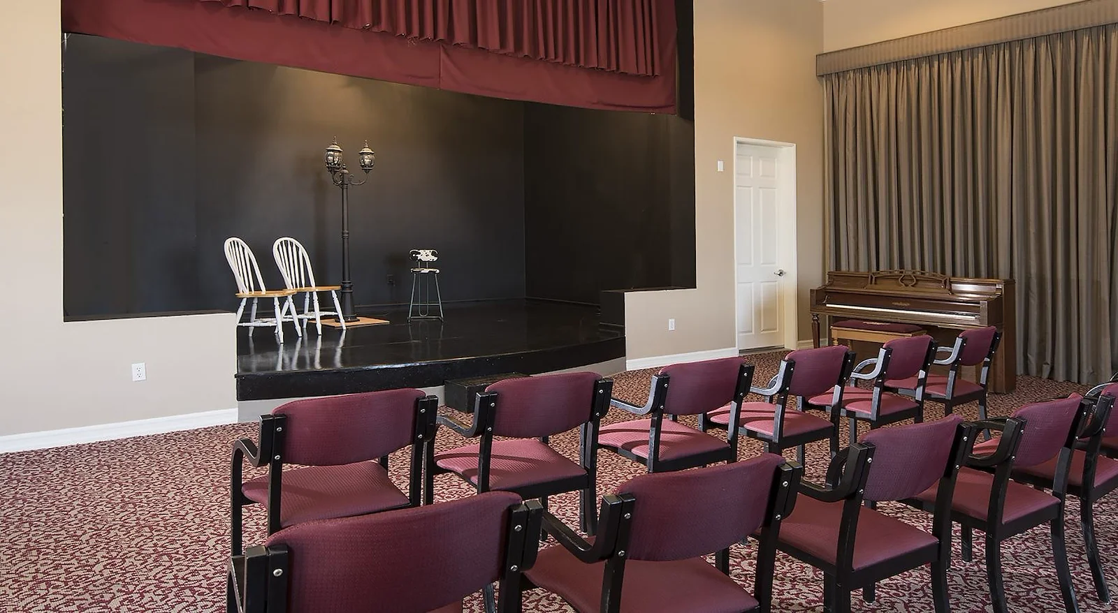 Image of Burbanks Senior Artists Colony (7)