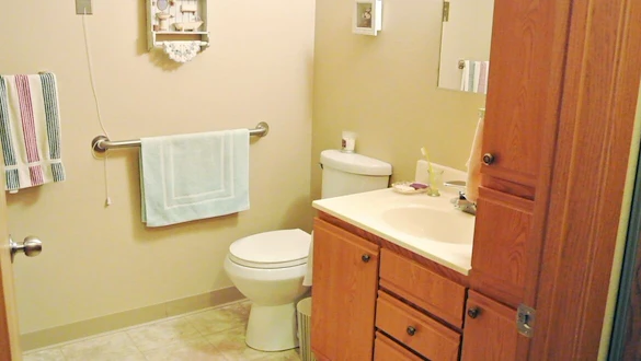 Image of Lincoln Apartments I and II (5)