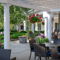 Image of Crestwood Manor (4)