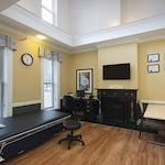 Image of Amberwood Manor (6)