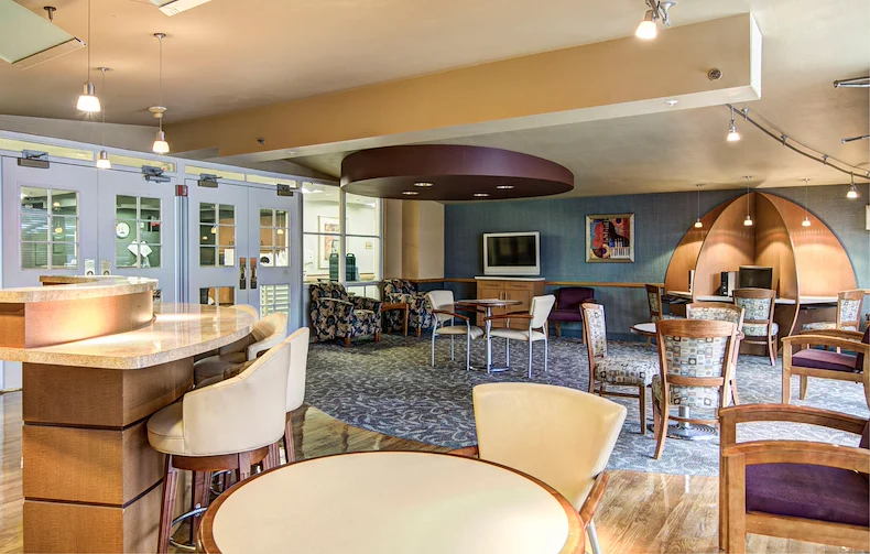 Image of Autumn Lake Healthcare At Chevy Chase (5)