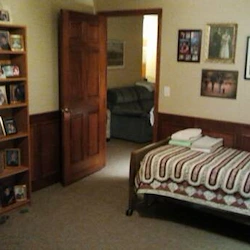 Image of Valley Pines Retirement Home (4)