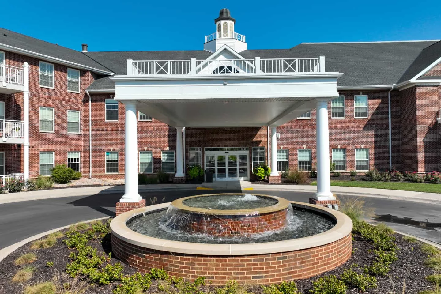 Image of The Landing at Williamsburg Village (1)