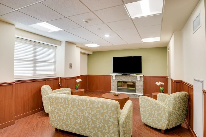 Image of Lincoln Towers (3)