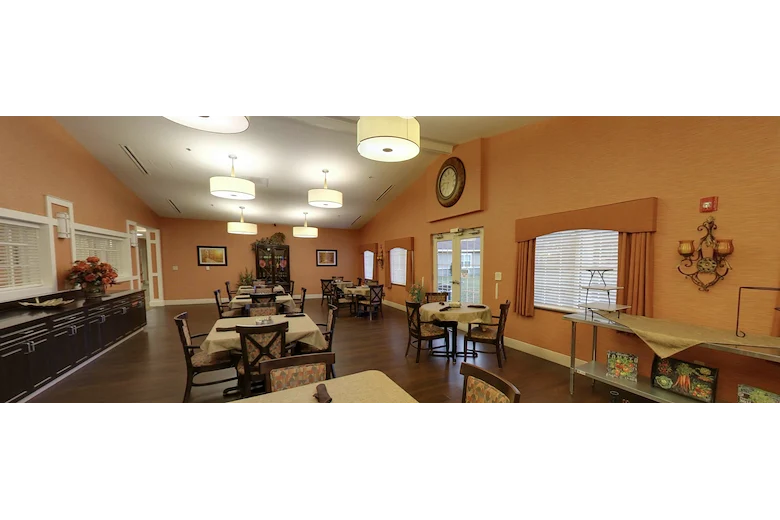 Image of Courtney Manor (2)