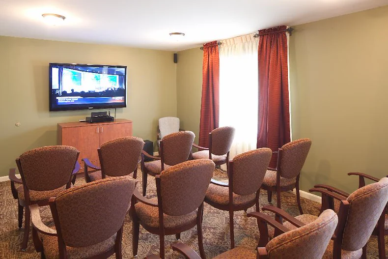 Image of Mifflin Court (3)