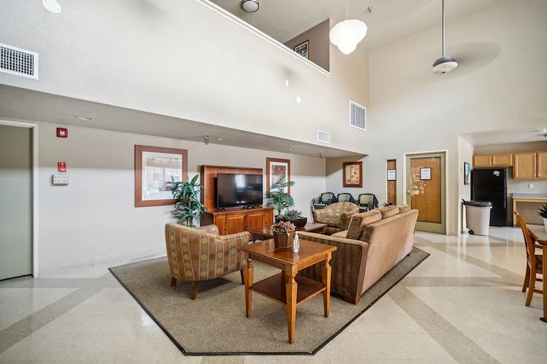 Image of Palm Springs Pointe (10)