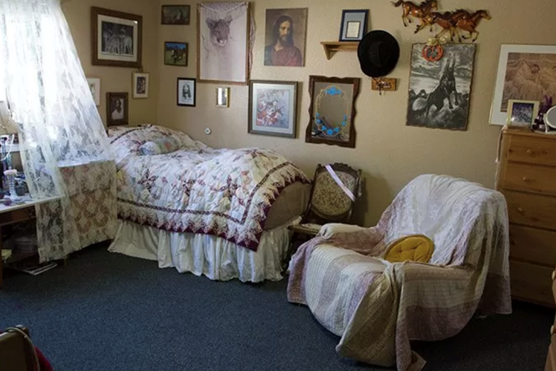 Image of Ashley Manor - Hyde Park (2)