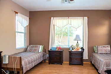 Image of A Paradise for Parents - 164th Lane (10)