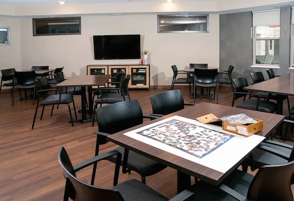 Image of The Cambric (9)