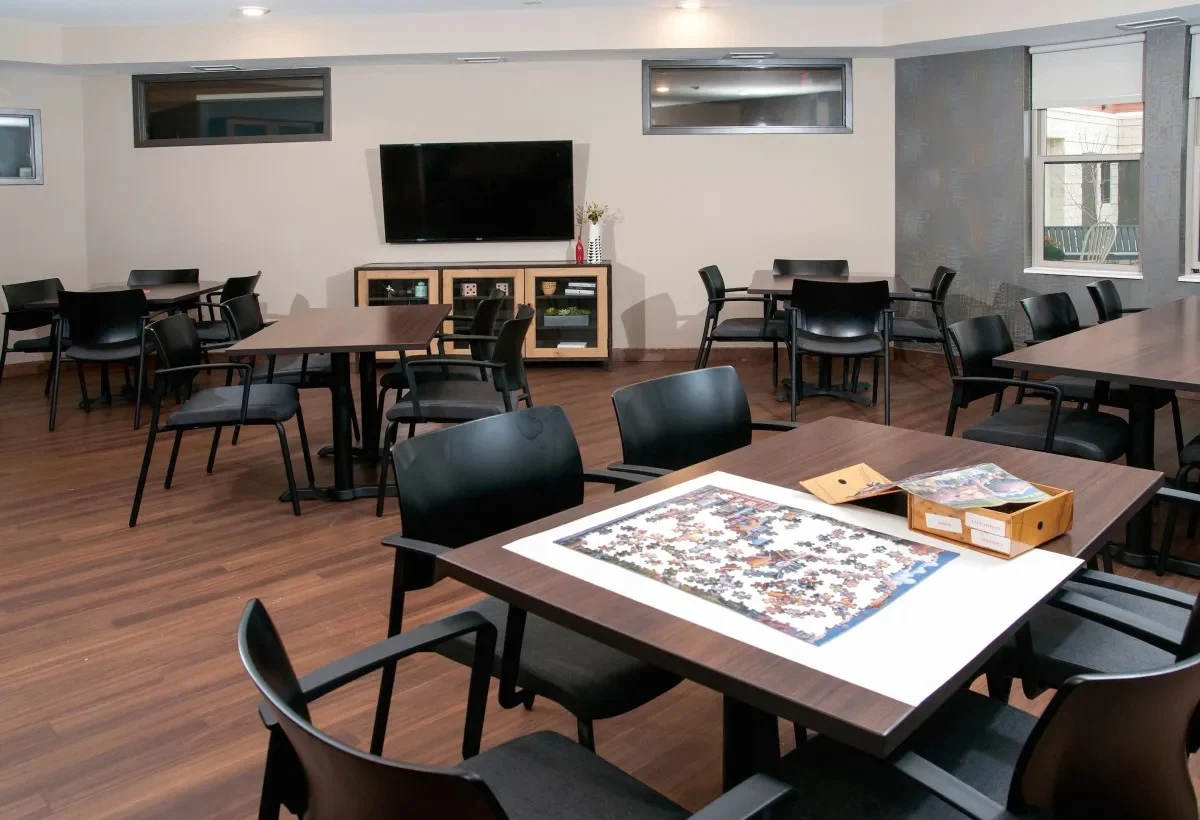 Image of The Cambric (9)