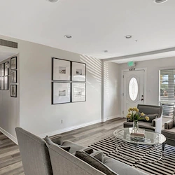 Image of The Valencia Home at 19th Pl. #1 (3)