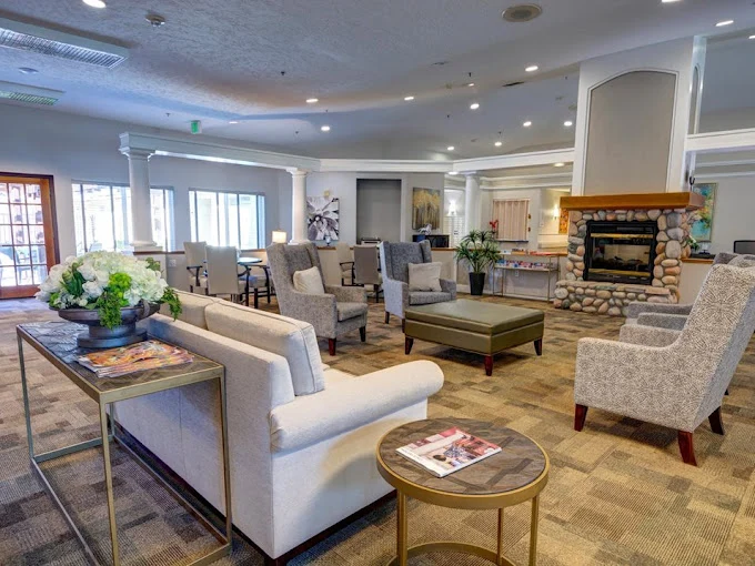 Image of Cogir of Turlock (8)