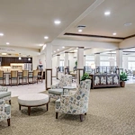 Bella Vista Gracious Retirement Living Hawthorn Senior Independent Living in Asheville, North Carolina community room
