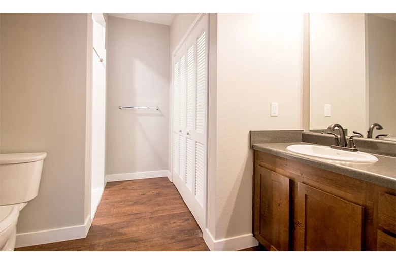 Image of The Residence at Overlook Ridge (7)