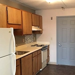 Image of Crestwood Towers (4)