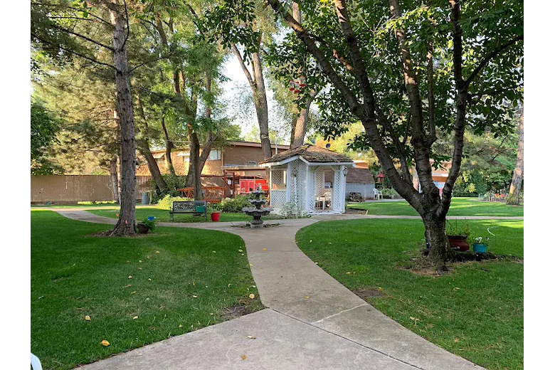 Image of Williamsburg Retirement Community of Logan (10)