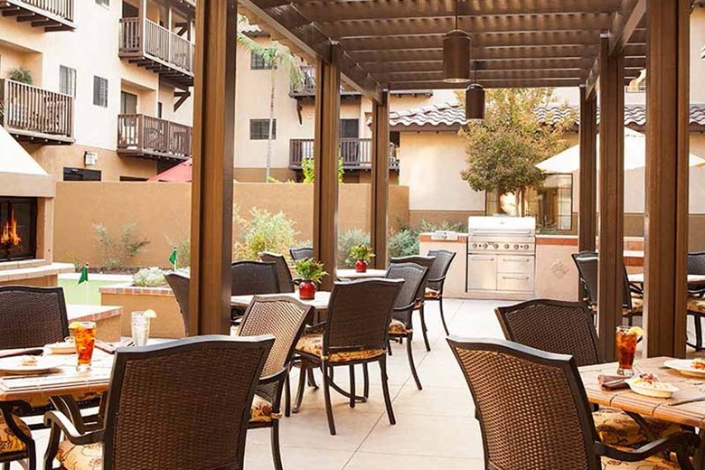 Image of Atria Del Rey (8)