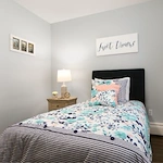 Image of The Courtyard at Sterling Heights (3)