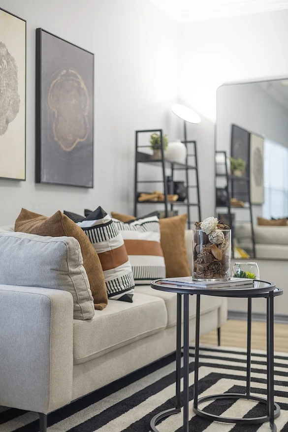 Image of Valor Hill Apartments (9)