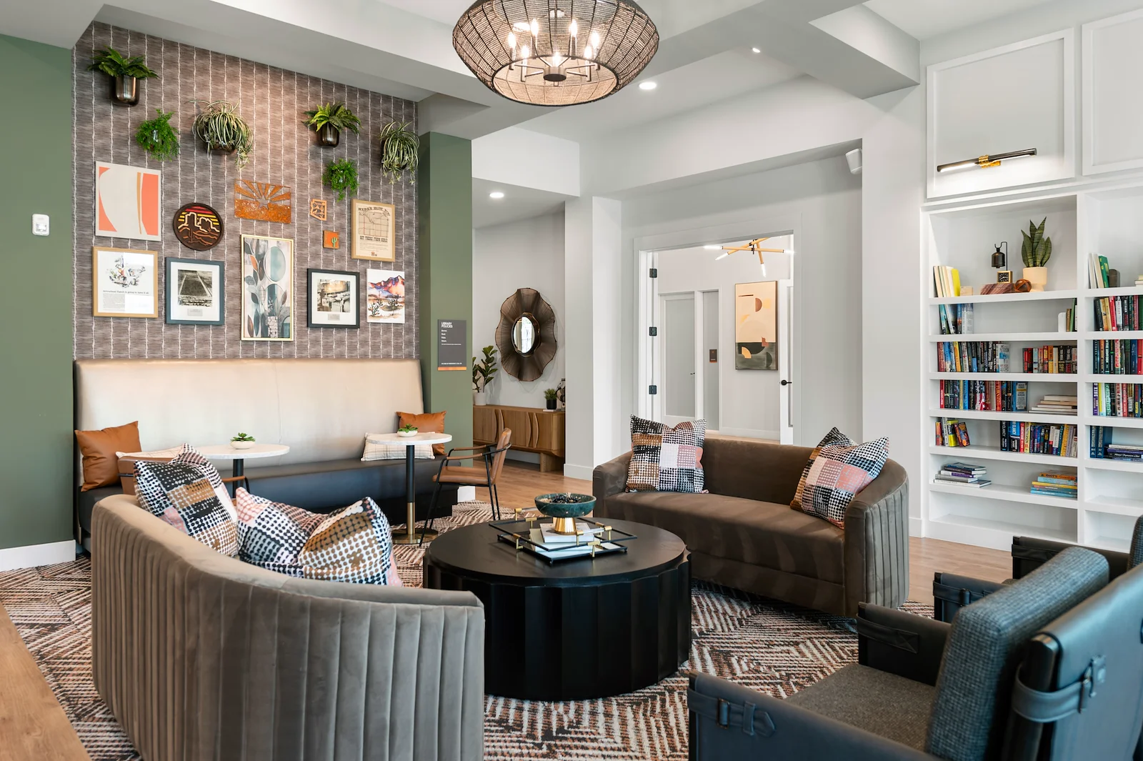 Image of Amberlin Arrowhead (5)