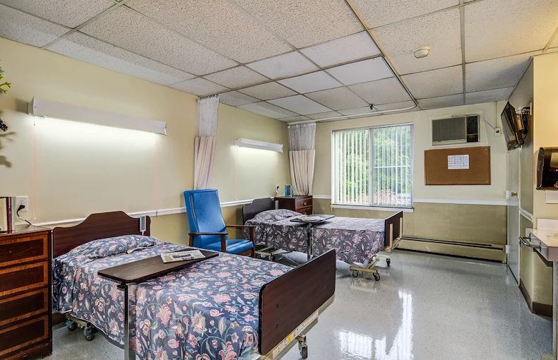 Image of Berkeley Springs Healthcare Center (5)