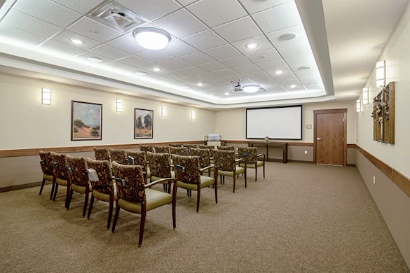 Image of Edgewood Jamestown Senior Living (5)