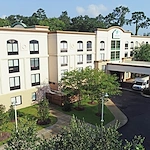 Image of Tapestry Senior Living Lakeshore (1)